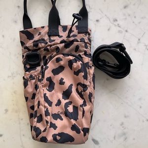 CALPAK water bottle holder